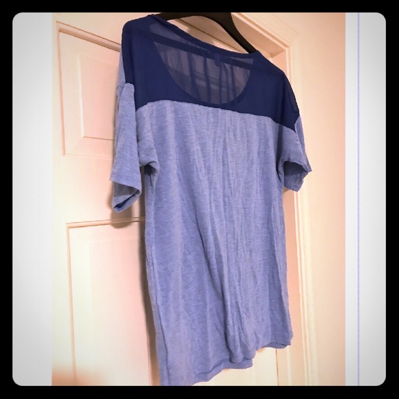 Gap Maternity top - Picture 2 of 3